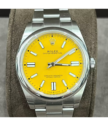 Rolex Oyster Perpetual 41mm Dial Amarillo Ref: 124300 año 2021 full set