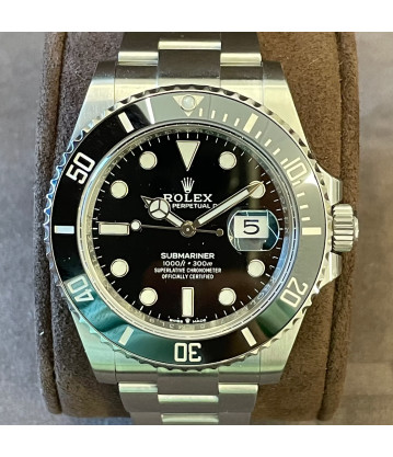 Rolex Submariner 41mm Ref.: 126610LN Full Set Año 2022 Estupendo Estado.