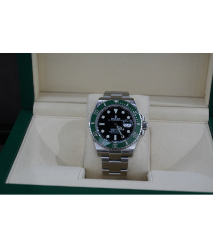 Rolex Submariner 41mm Ref. 126610LV Starbuckst Excelente Estado 2022 full set