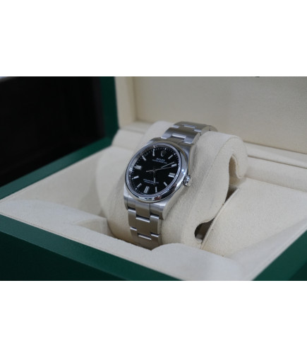Rolex Oyster Perpetual 36mm Ref. 126000 año 2023 con caja y documentación