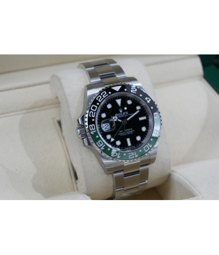Rolex GMT II ref.126720VTNR ZURDO Oyster Nuevo Sin Usar 2023 Full Set.