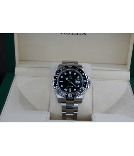 Rolex GMT II Ref.: 116710LN Año 2017 Full Set como nuevo.