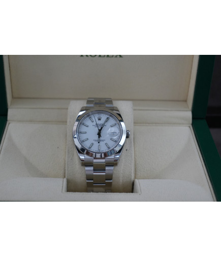 Date Just 41mm ref.126300 Dial Blanco Brazalete Oyster 2019 full set.
