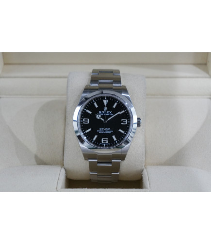 Rolex Explorer I Ref. 214270 Modelo 39mm año 2019 full set.