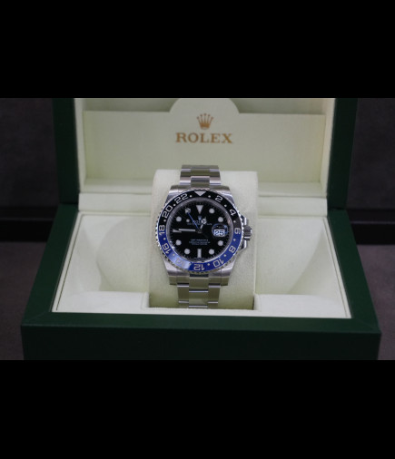 ROLEX GMT-Master II Ref.: 116710BLNR (Batman) Año 2015 Algunas Pegatinas