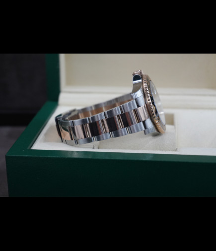 GMT MASTER ll Acero Oro Rosa Ref.: 126711CHNR Como Nuevo año 2018 full set.