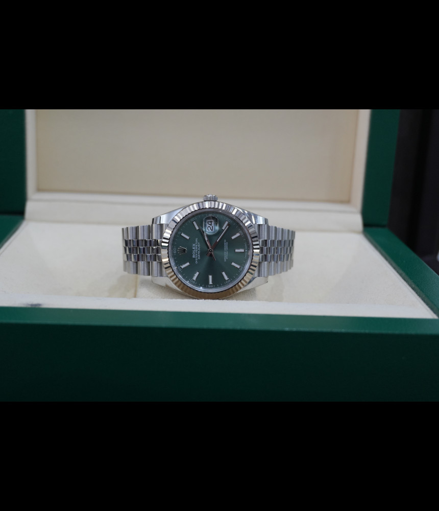 DateJust 41mm Ref.126334 Esfera Verde año 2024 full set con estuche y Documentacion.