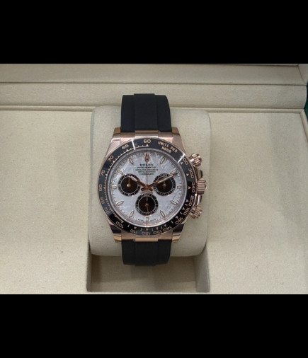 Daytona oro rosa oysterflex esfera METEORITO NUEVO SIN USAR 06/2026 ref.126515LN full set.
