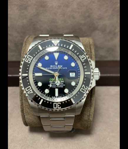 Rolex Oyster Perpetual Sea-Dweller Deepsea "D-Blue" (Edición James Cameron)  44mm Ref. 126660 Año 2021 Full Set